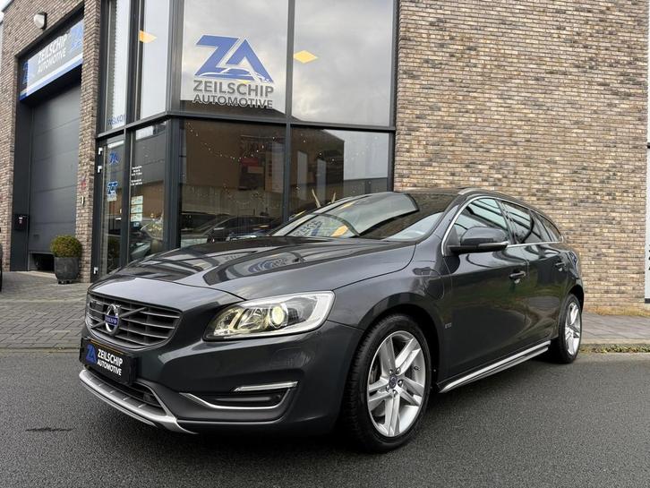 Volvo V60 2.4 D6 AWD Twin Engine Summum |Pano|Camera|Memory|, Auto's, Volvo, Bedrijf, Te koop, V60, 360° camera, 4x4, ABS, Achteruitrijcamera