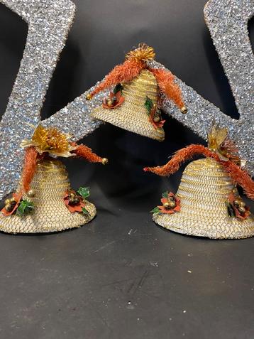 Antiek grote kerstklokken papier mache beschikbaar voor biedingen