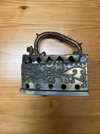 Antiek Strijkijzer - Decoratief, Ophalen of Verzenden