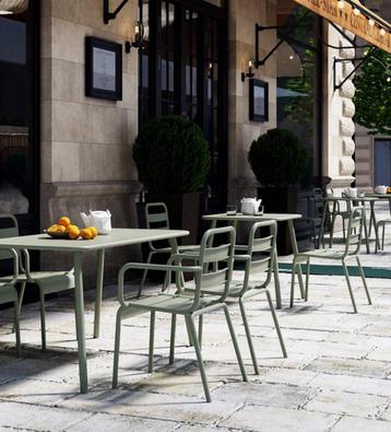 Luxe tuin set tafel met 4 stoelen voor €399,- uit voorraad beschikbaar voor biedingen