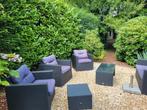 Tuinset met kussens en tafel met glazen plaat. T.e.a.b., Tuin en Terras, Bloembakken en Plantenbakken, Ophalen, Kunststof, 100 cm of meer