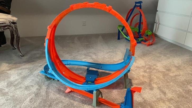 Hot Wheels racebaan  type HCB00, Kinderen en Baby's, Speelgoed | Racebanen, Zo goed als nieuw, Racebaan, Elektrisch, Hot Wheels