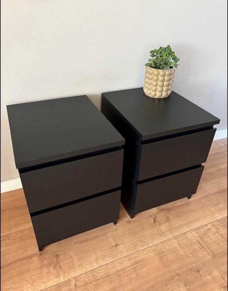 Ikea Malm Nachtkastjes - Matzwart - 45x40cm, Huis en Inrichting, Slaapkamer | Nachtkastjes, Zo goed als nieuw, Minder dan 55 cm