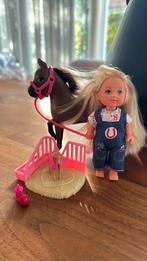 Barbie met pony en veulen, Ophalen of Verzenden, Gebruikt, Barbie