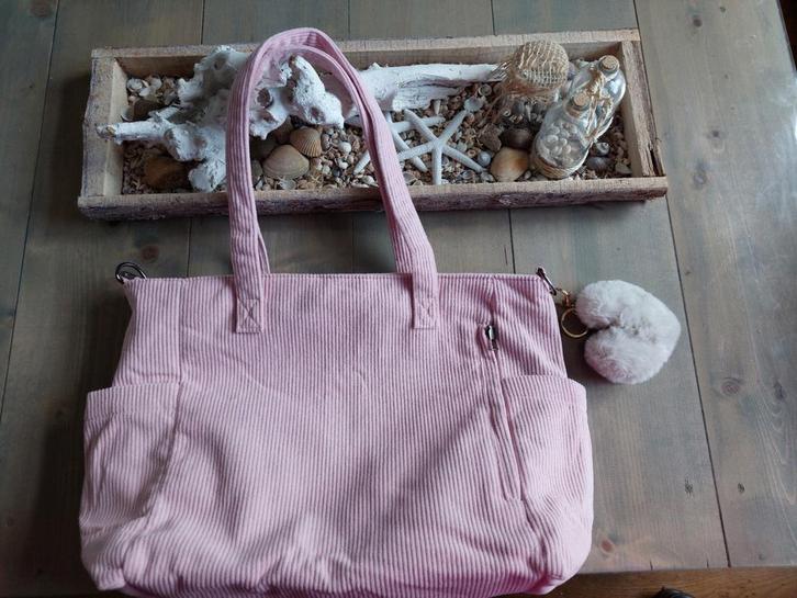 Grote roze schoudertas met 2 zijvakken voor drinkflessen, Sieraden, Tassen en Uiterlijk, Tassen | Schoudertassen, Nieuw, Roze