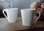 2 witte mokken - bekers - Xenos, Keramiek, Ophalen of Verzenden, Zo goed als nieuw, Overige stijlen
