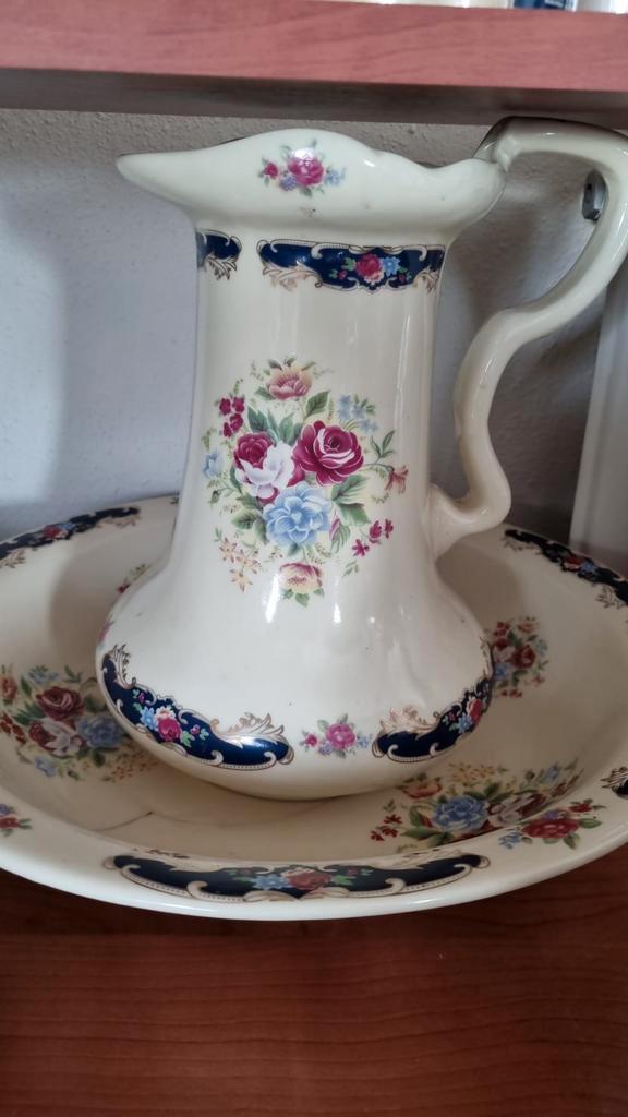 Vintage Ironstone Staffordshire Kan / lampetstel, Antiek en Kunst, Antiek | Keramiek en Aardewerk, Ophalen of Verzenden