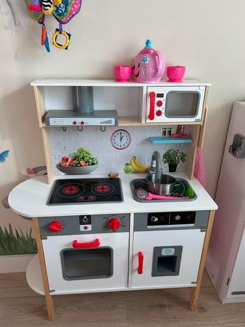 Houten Speelkeuken zonder Accessoires beschikbaar voor biedingen