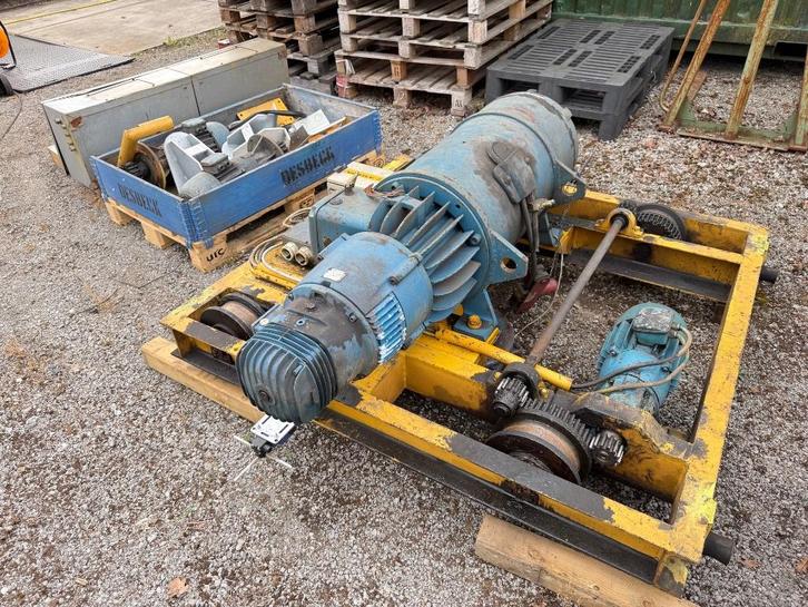 Staaldraadtakel Demag incl. wielstellen, 10 ton. P-takel, Doe-het-zelf en Verbouw, Lieren en Takels, Gebruikt, Elektrisch, Ophalen