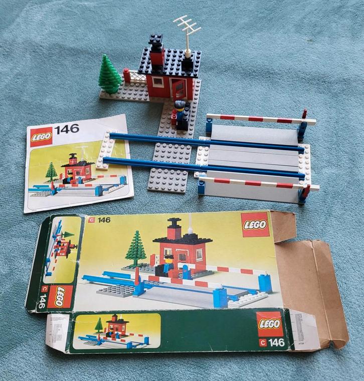 Lego trein 4,5 & 12 Volt rails spoorweg overgang (set 146), Kinderen en Baby's, Speelgoed | Duplo en Lego, Gebruikt, Lego, Complete set