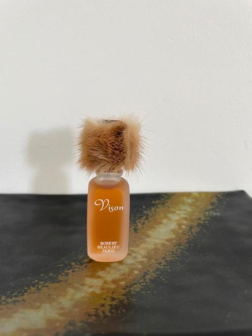 Robert Beaulieu Vison 5 ml miniatuur, Verzamelen, Parfumverzamelingen, Miniatuur, Gevuld, Ophalen of Verzenden