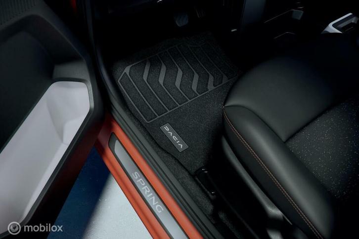Matten set origineel Dacia Spring ('21->) 8201752597, Auto-onderdelen, Interieur en Bekleding, Dacia, Nieuw, Ophalen of Verzenden