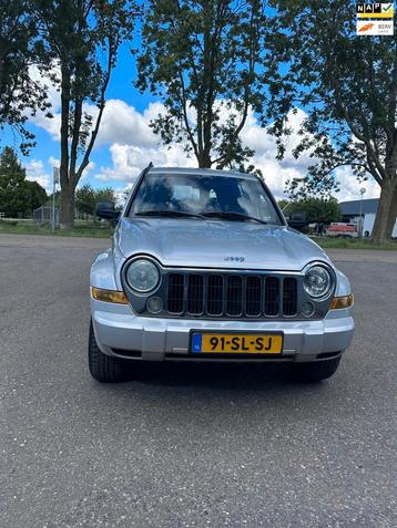 Jeep Cherokee 3.7 V6 Sport- 4X4 - AUTOMAAT- AIRCO- ELEKTRISC beschikbaar voor biedingen