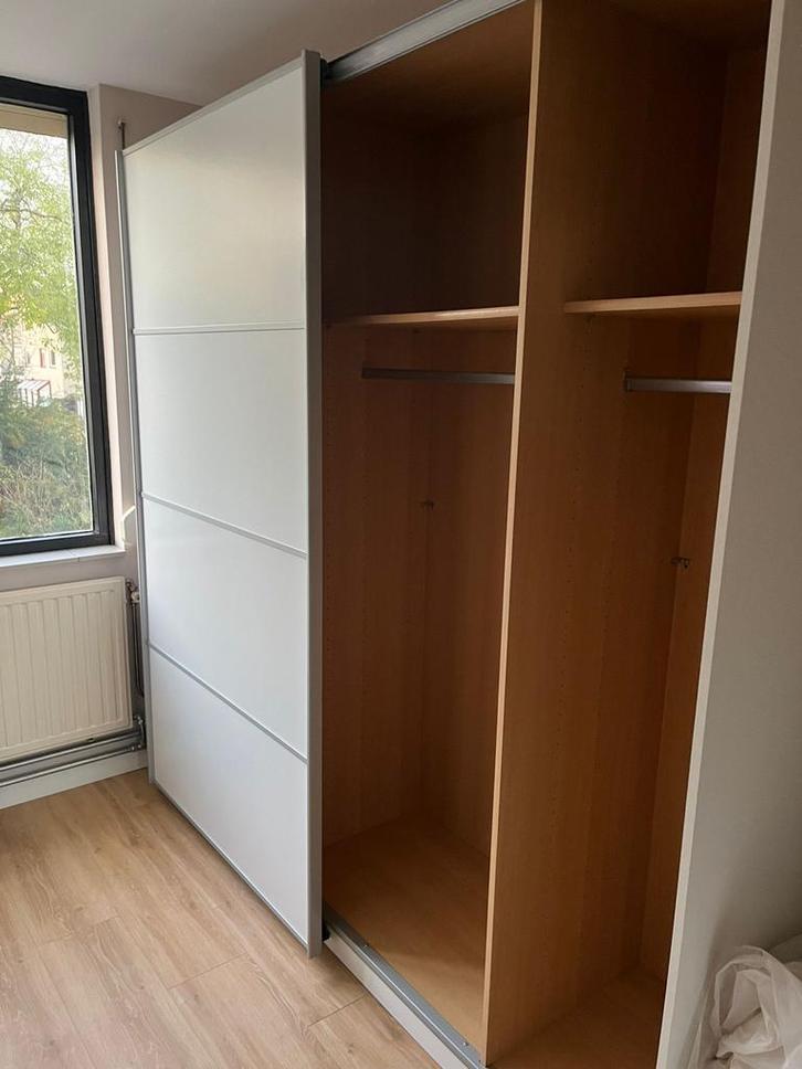 Kledingkast met 3 schuifdeuren, Huis en Inrichting, Kasten | Kledingkasten, Gebruikt, 200 cm of meer, 150 tot 200 cm, 50 tot 75 cm