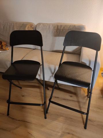 2 Zwarte IKEA Barkrukken beschikbaar voor biedingen