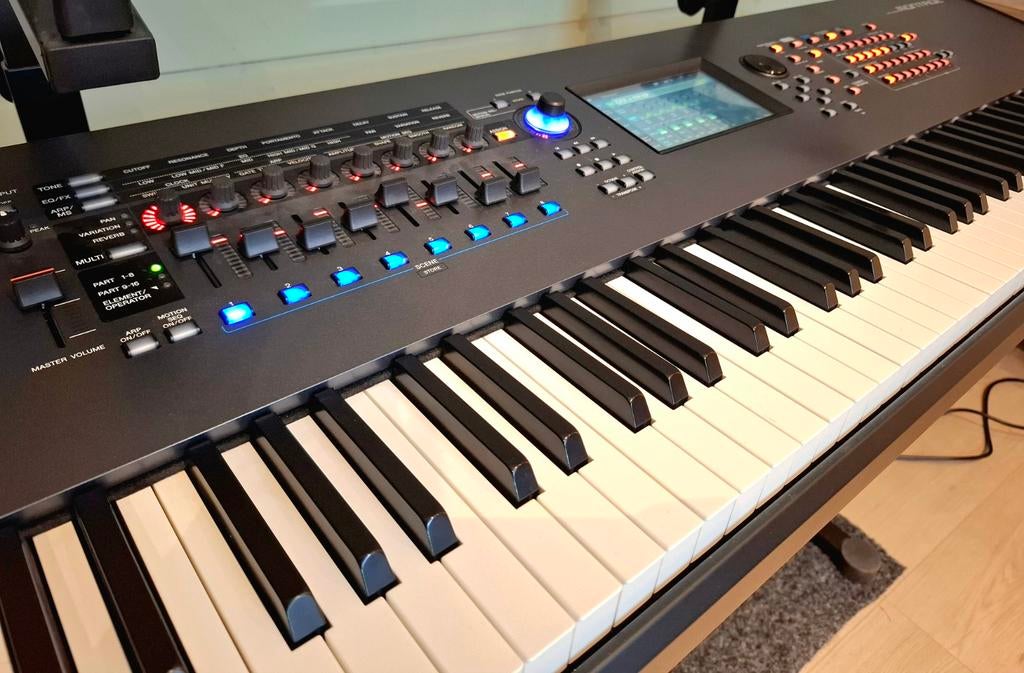 Yamaha Montage 8 - topstaat, professioneel workstation, Muziek en Instrumenten, Synthesizers, Zo goed als nieuw, 88 toetsen, Yamaha