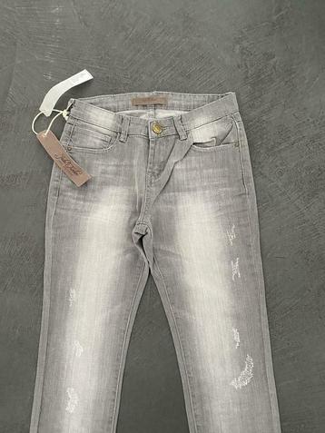 F439 Nieuw: jeans Jade Twelve: maat: 26=XXS=34 spijker-broek