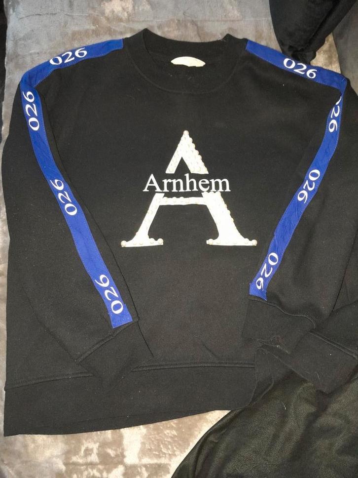 Zwarte trui Arnhem/026, Kleding | Dames, Truien en Vesten, Zo goed als nieuw, Ophalen of Verzenden