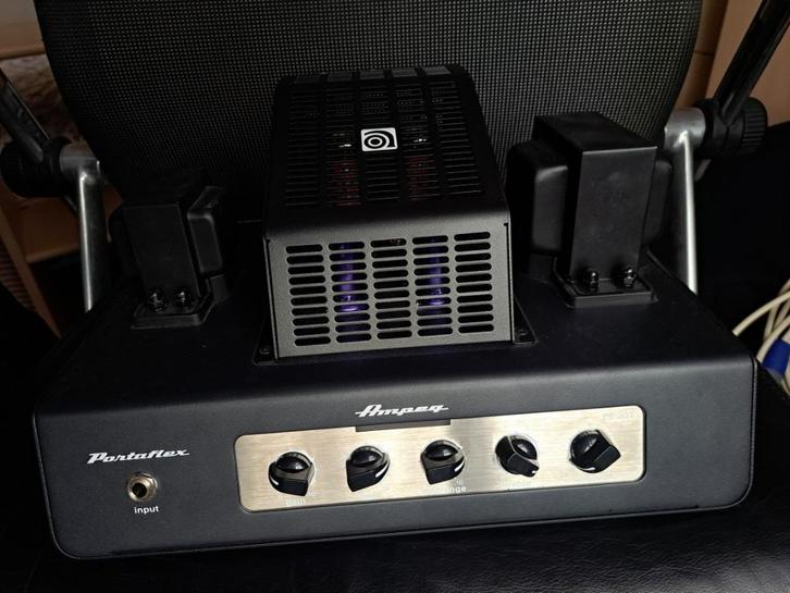 Ampeg PF-20T + SKB flightcase + extra transformer, Muziek en Instrumenten, Versterkers | Bas en Gitaar, Gebruikt, Basgitaar, Minder dan 50 watt