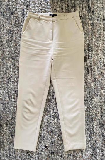 Nikkie broek pantalon beige / zand kleur maat 36 beschikbaar voor biedingen