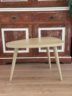 Ovalen houten bijzettafel, Huis en Inrichting, Tafels | Bijzettafels, Ophalen, Minder dan 45 cm, Minder dan 55 cm, Gebruikt