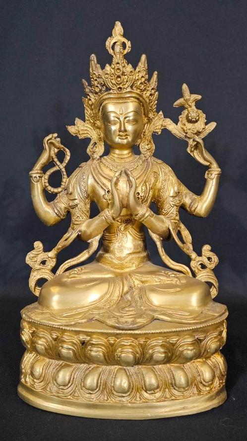 Lokeshwar (Avalokiteshvara) Bronzen Boeddha Beeld, Huis en Inrichting, Woonaccessoires | Boeddhabeelden, Zo goed als nieuw, Ophalen of Verzenden