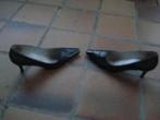 GRATIS VERZENDEN ZWARTE LEREN PETER KAISER PUMPS 37,5, Peter Kaiser 37 5, Schoenen met lage hakken, Verzenden, Zwart