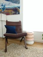 Vintage fauteuil | Fluweel | Scandinavisch design, Huis en Inrichting, Fauteuils, Vintage, Ophalen of Verzenden, 75 tot 100 cm