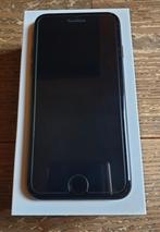 Nette Iphone 7 (32GB) met doos, oplader en toebehoren, Telecommunicatie, Mobiele telefoons | Apple iPhone, 32 GB, Gebruikt, Zonder abonnement