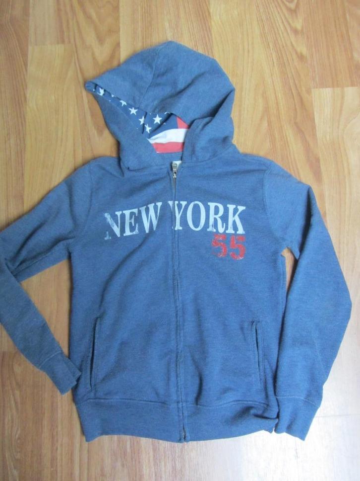 Zara Boys vest maat 140, Kinderen en Baby's, Kinderkleding | Maat 140, Zo goed als nieuw, Jongen, Trui of Vest, Ophalen of Verzenden