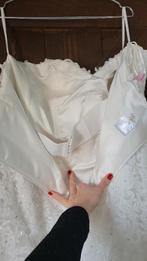 Bruidsjurk 42-46, Kleding | Dames, Jurken, Wit, Maat 42/44 (L), Ophalen of Verzenden, Onder de knie