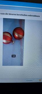 Bied gratis  aan div kleuren kerstballen zie foto's, Ophalen, Zo goed als nieuw