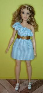 Barbie fashionista 76, Verzamelen, Poppen, Ophalen of Verzenden, Zo goed als nieuw, Pop