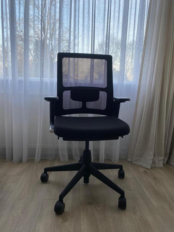 Ergonomische Ahrend Verta 2020 Bureaustoel, Huis en Inrichting, Bureaustoelen, Zo goed als nieuw, Zwart, Ophalen of Verzenden