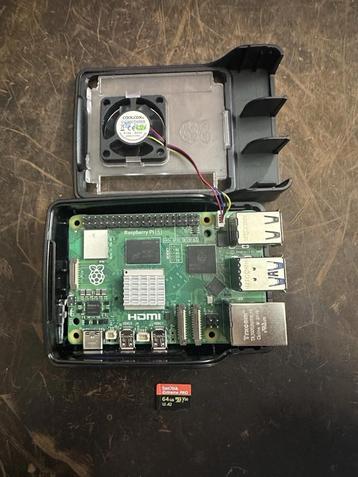raspberry pi 5 16 GB + 64GB SD  beschikbaar voor biedingen