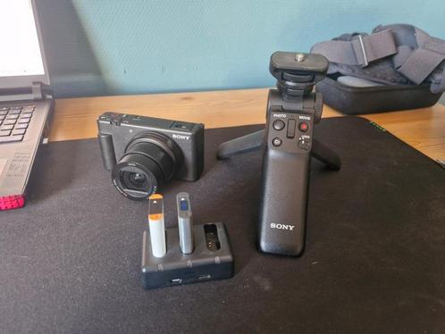 Sony ZV-1 II + Sony GP-VPT2BT + extra accu's en lader, Audio, Tv en Foto, Videocamera's Digitaal, Zo goed als nieuw, Camera, Geheugenkaart