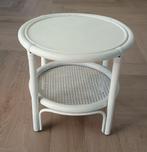 Vintage wit rotan salontafel / bijzettafel met dubbel blad., Huis en Inrichting, Tafels | Salontafels, Ophalen, Gebruikt, Rond