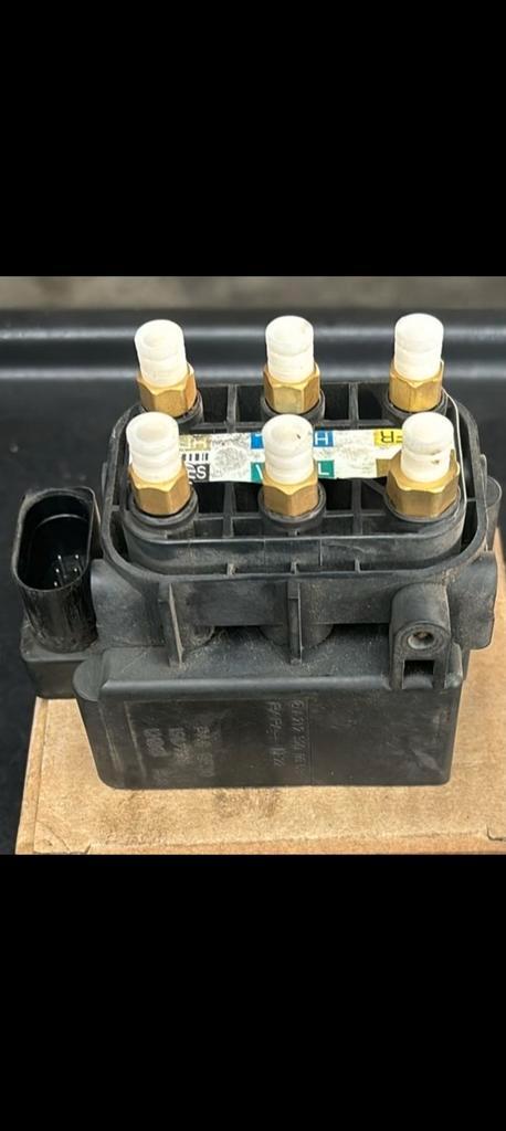 Magneet ventiel blok van airmatic MB, Auto-onderdelen, Overige Auto-onderdelen, Gebruikt, Ophalen of Verzenden
