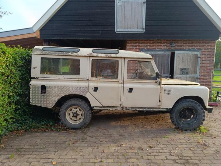 Land Rover Santana Series 3A restauratieproject, Auto's, Land Rover, Particulier, 4x4, Series, Benzine, SUV of Terreinwagen, Handgeschakeld