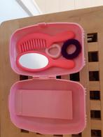 Roze speelgoed mini poppen koffer met accessoires, Ophalen of Verzenden, Zo goed als nieuw, Rood, Bus of Trommel