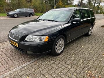 Volvo V70 2.4 140PK 2006 Handgeschakeld Trekhaak Youngtimer beschikbaar voor biedingen