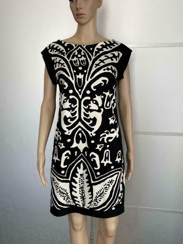 F1283 Vanilia: maat 34/36= XS/S jurk zwart/wit jurkje beschikbaar voor biedingen