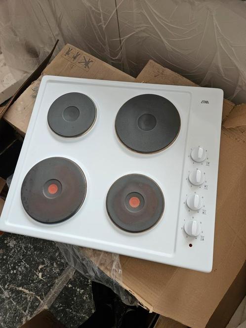 Etna Vrijstaande Elektrische Kookplaat - KEV158WIT, Witgoed en Apparatuur, Kookplaten, Gebruikt, Vrijstaand, Elektrisch, 4 kookzones