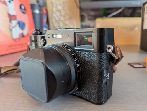 Fujifilm X100V met squarehood en thumb grip, Audio, Tv en Foto, Fotocamera's Digitaal, Zo goed als nieuw, Compact, Fuji, Geen optische zoom