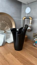 Prachtige vaas zwart, Huis en Inrichting, Woonaccessoires | Wijnrekken, Ophalen, 5 tot 15 flessen, Zo goed als nieuw, Metaal
