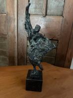 Beeld ‘Danseres’ van PFAELTZER, Verzamelen, Beelden en Beeldjes, Ophalen, Zo goed als nieuw, Mens