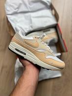 Nike Air Max 1 ‘87 ‘Light Orewood Brown’ maat EU 40.5 & 41, Beige, Nike, Nieuw, Ophalen of Verzenden