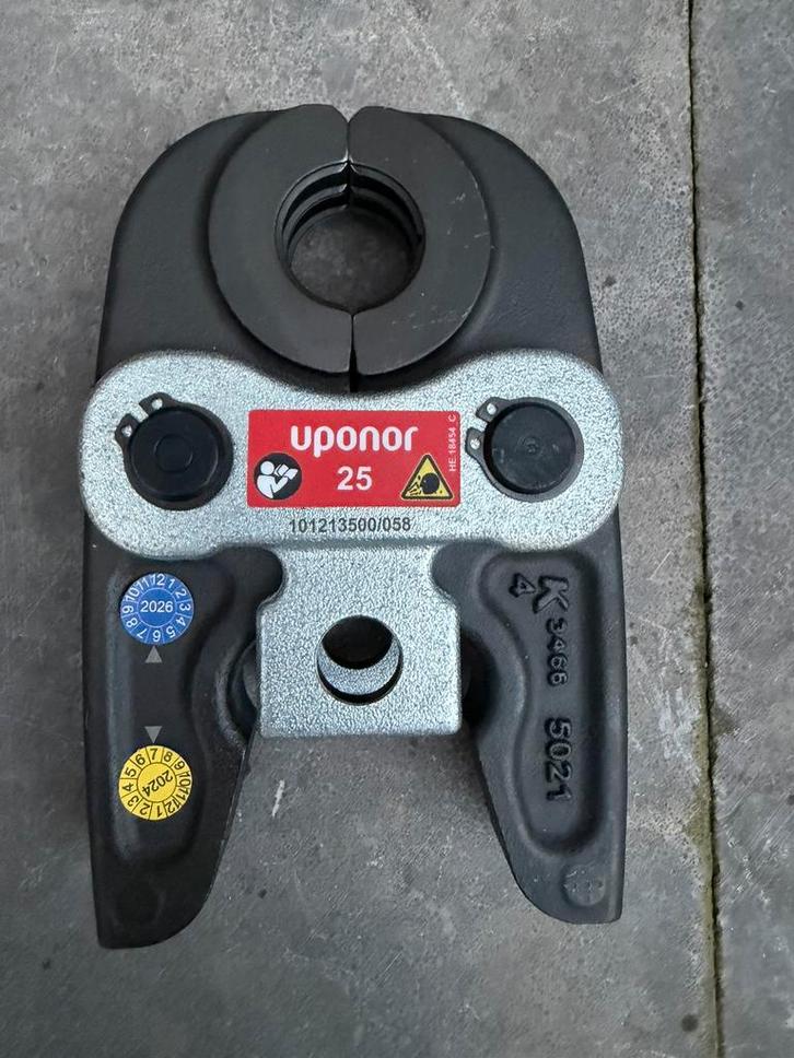 Grote persbek uponor 25 nieuw, Doe-het-zelf en Verbouw, Gereedschap | Machine-onderdelen en Toebehoren, Nieuw, Ophalen