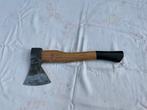 Handbijl 600 gram - Prima voor klussen!, Ophalen of Verzenden, Zo goed als nieuw, Bijl