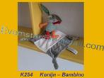 K254 Konijn - Bambino : grijs wit velours doekje konijntje, Konijn, Zo goed als nieuw, Ophalen